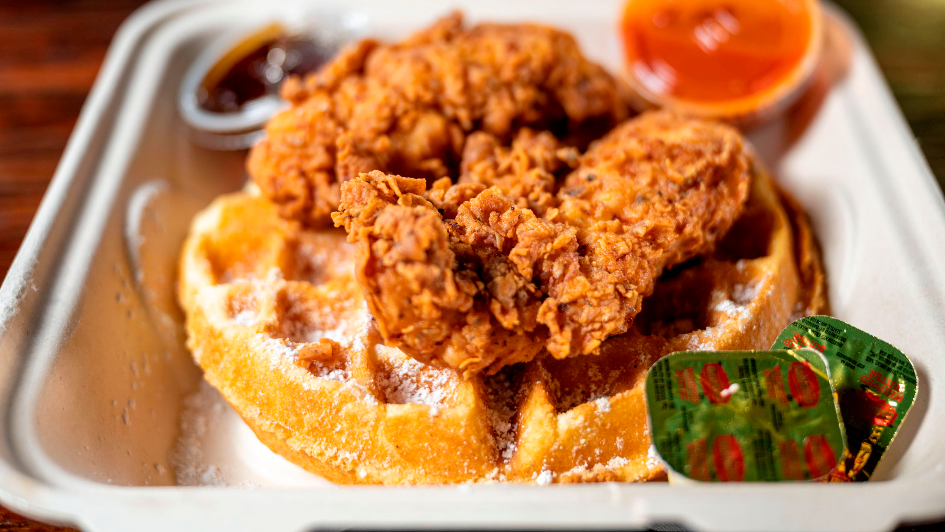 Buddy's Chicken is back on South Tacoma Way