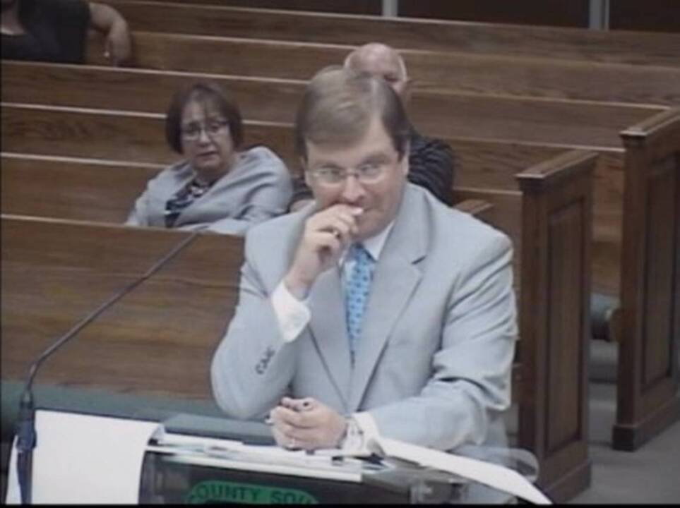 Attorney informs members of proper steps to take to add 'stop talking to press' in board policy