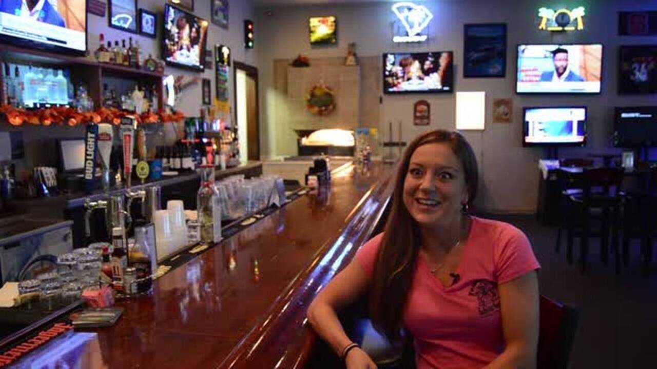 Rachael Hughes serves pie in a glass at Putter's Pub in North Myrtle Beach 
