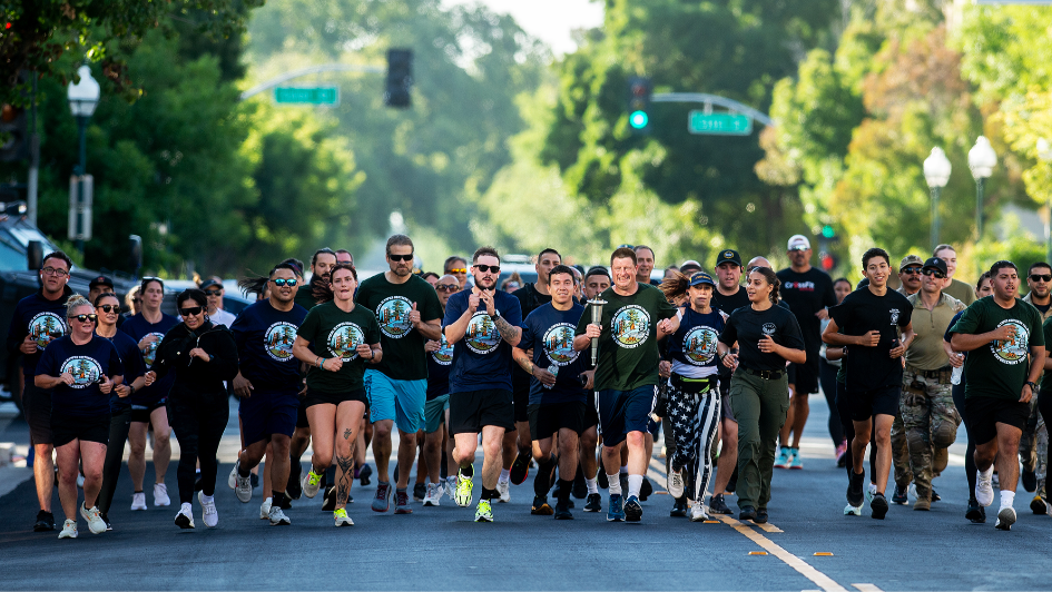 Merced County law enforcement runs in support of Special Olympics Northern California athletes