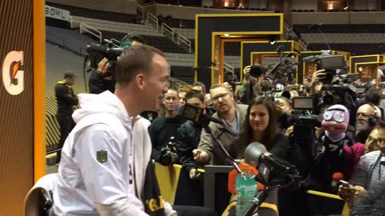 Manning says Newton is MVP