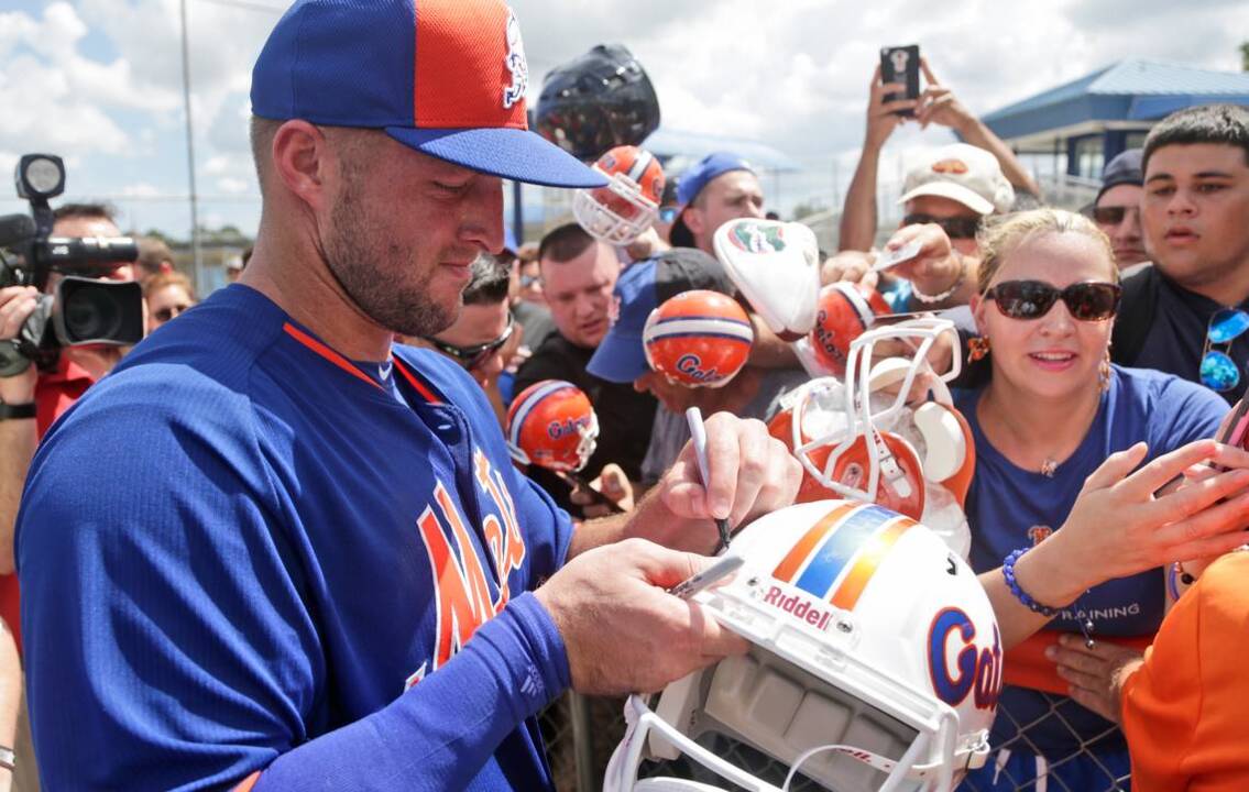 N.Y. Mets Tim Tebow introduced to fans, media