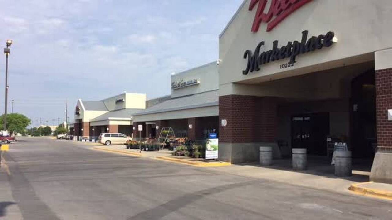 Dillons adds online grocery shopping in Wichita