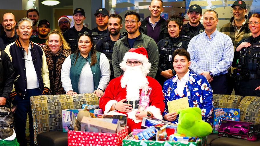 Special Christmas delivery for kids in the hospital