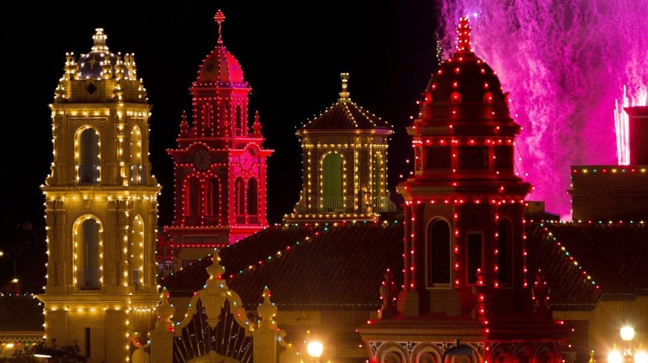 Plaza Lighting Ceremony grew out of a single string of lights in 1925