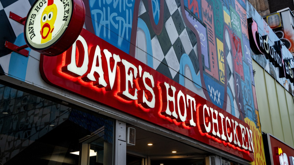 Dave’s Hot Chicken coming to Bradenton’s Seaflower Village Center