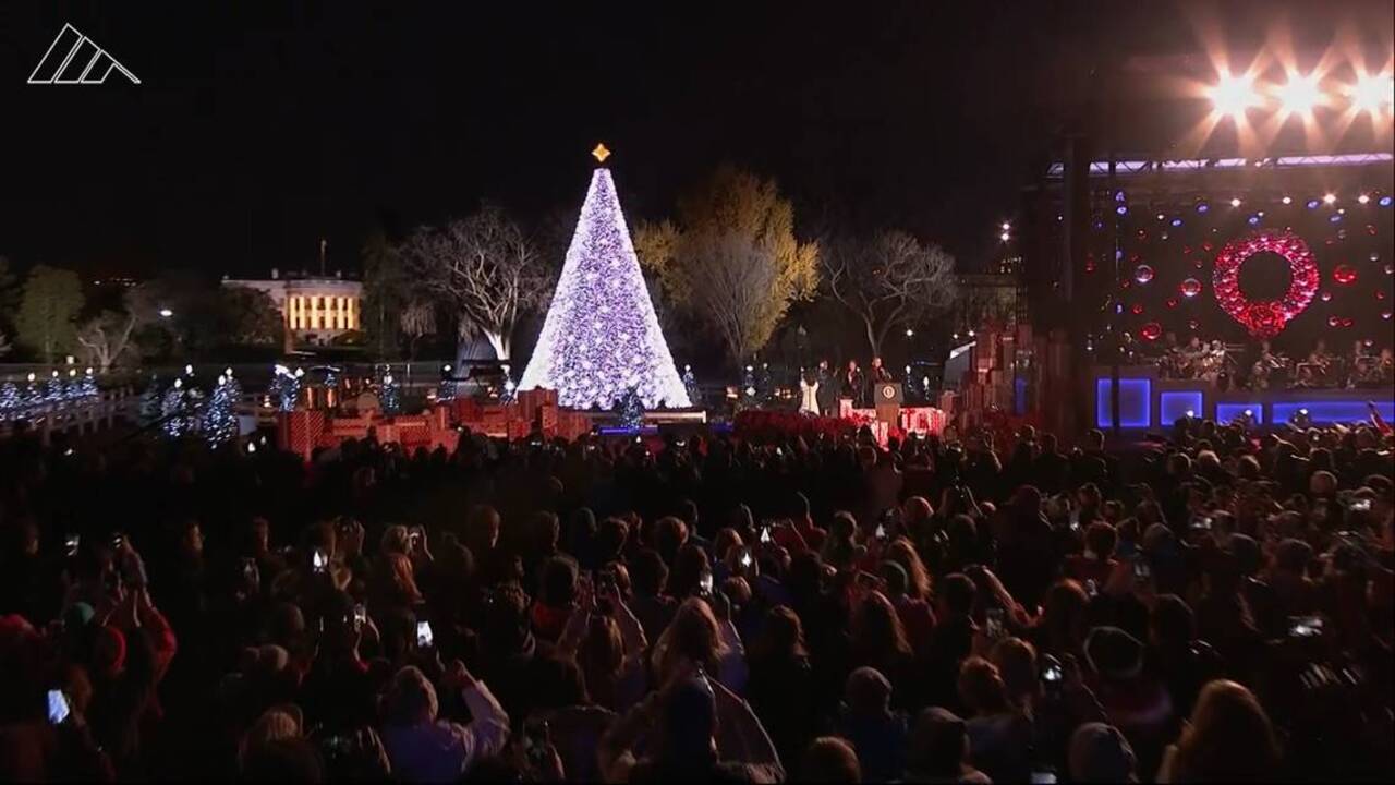 Obama lights National Christmas Tree for final time