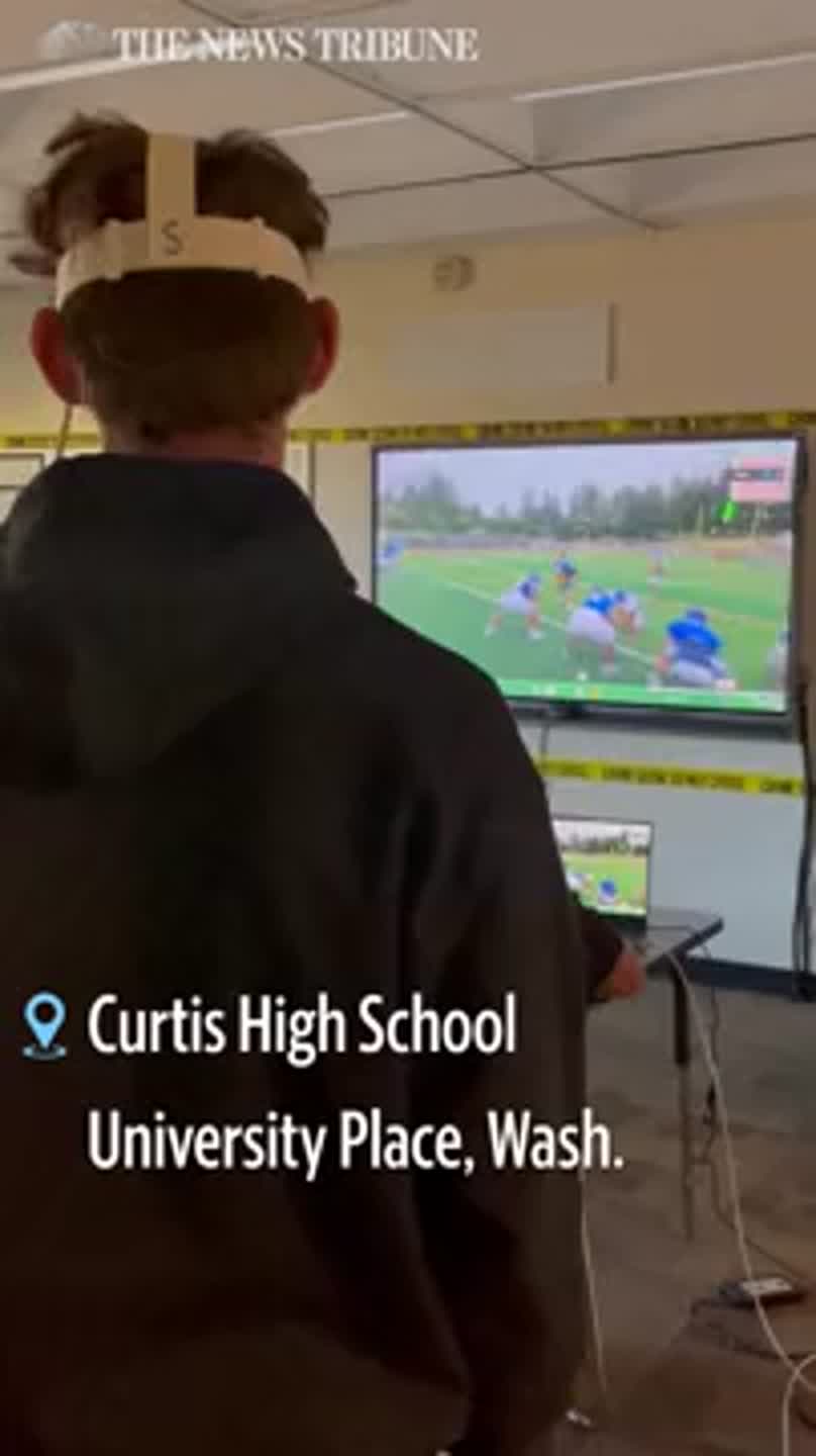 LOOK INSIDE: This Pierce County high school is the first to train QBs with virtual reality