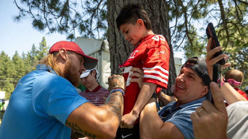 See celebrities and fans interact at Tahoe golf tournament