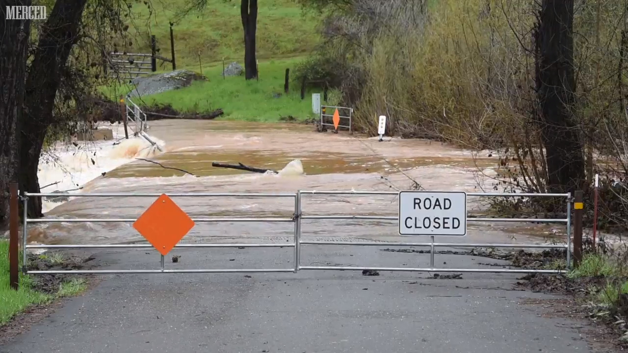 Storm over Merced and Mariposa knocks mud and rocks onto Highway 140