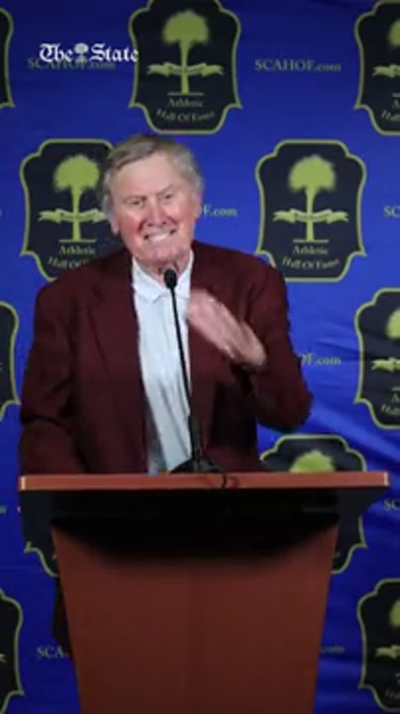 Steve Spurrier inducted into SC Athletic Hall of Fame