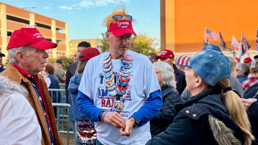 Supporters show up to hear Trump speak in Rock Hill on Thursday
