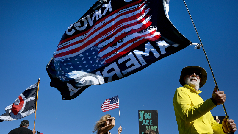 Manatee, Sarasota turns out for No Kings rallies