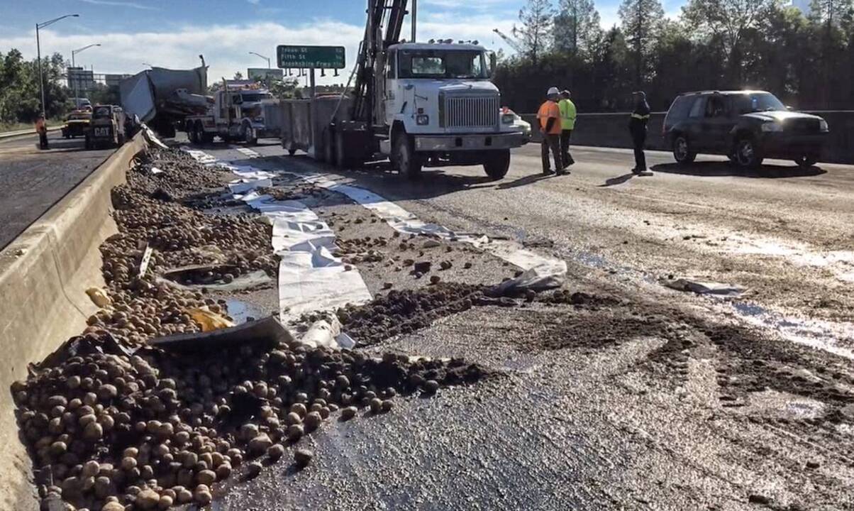 Taters Everywhere! - Truck dumps 50,000 pounds of potatoes, closing NC highway