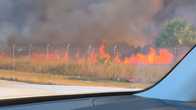 Smoke from 25,000-acre fire reduces visibility for drivers near Alligator Alley