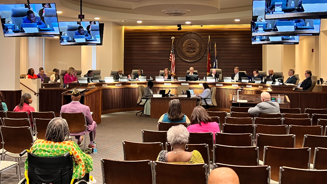 Need to contact members of Columbus Council? Here's how.