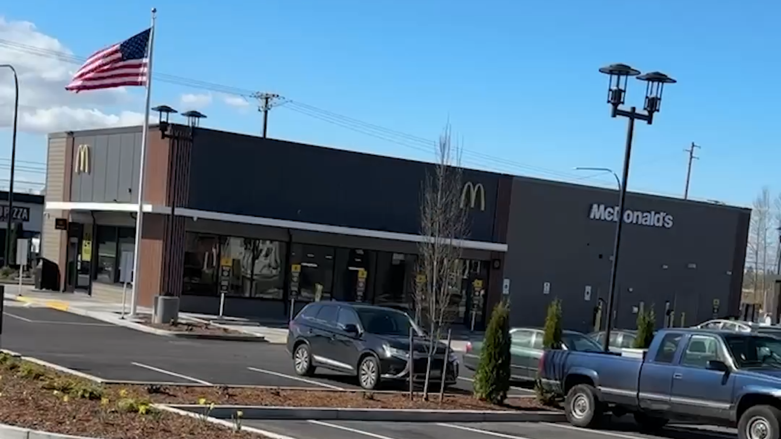 Puyallup gets a new McDonalds, apartment complex