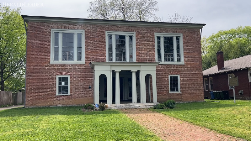 Jon Coleman Speaks Preservation Mindset At LaTrobe’s Pope Villa