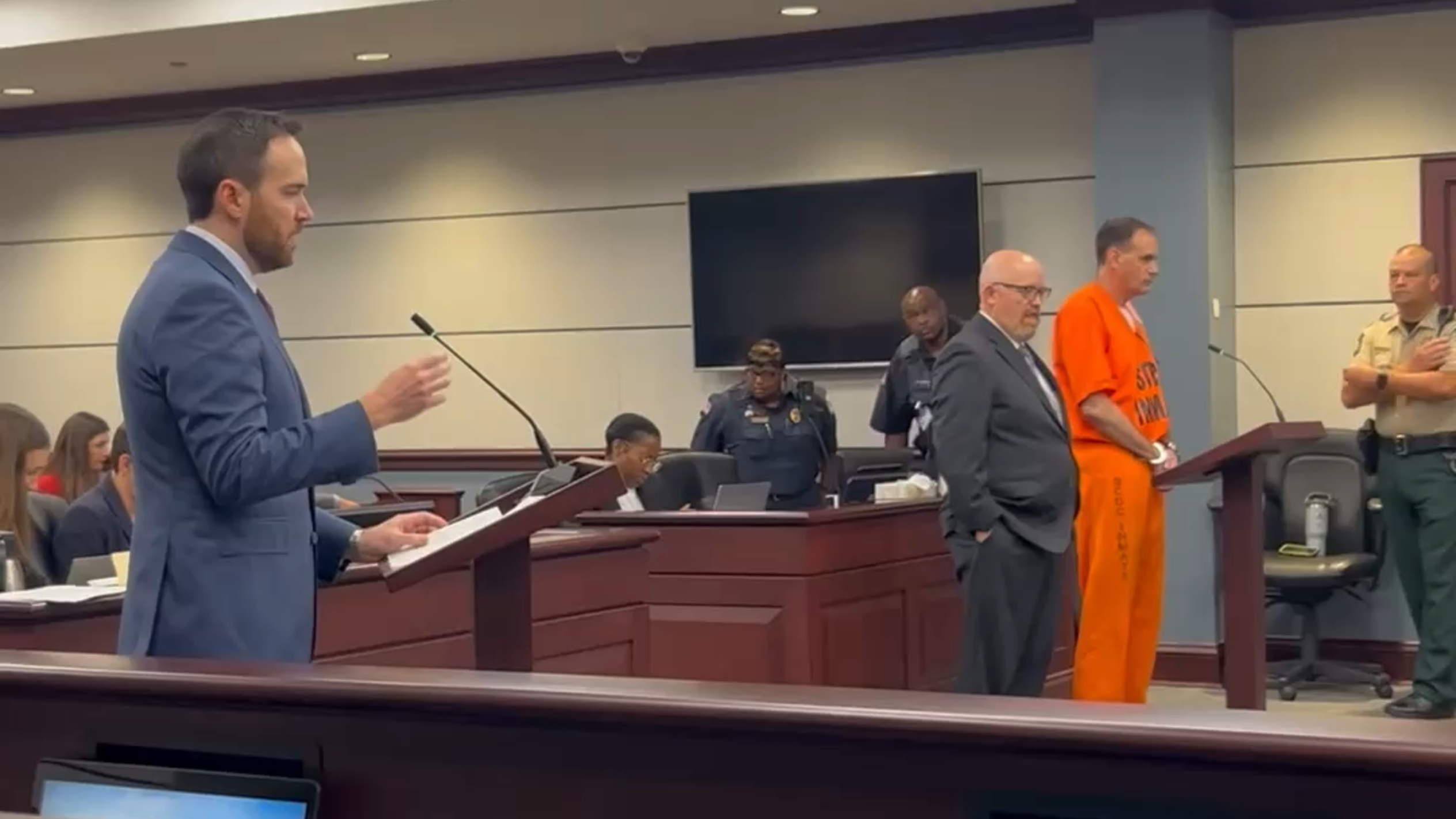SC prosecutors seek life without parole against convicted SC contractor accused of fraud