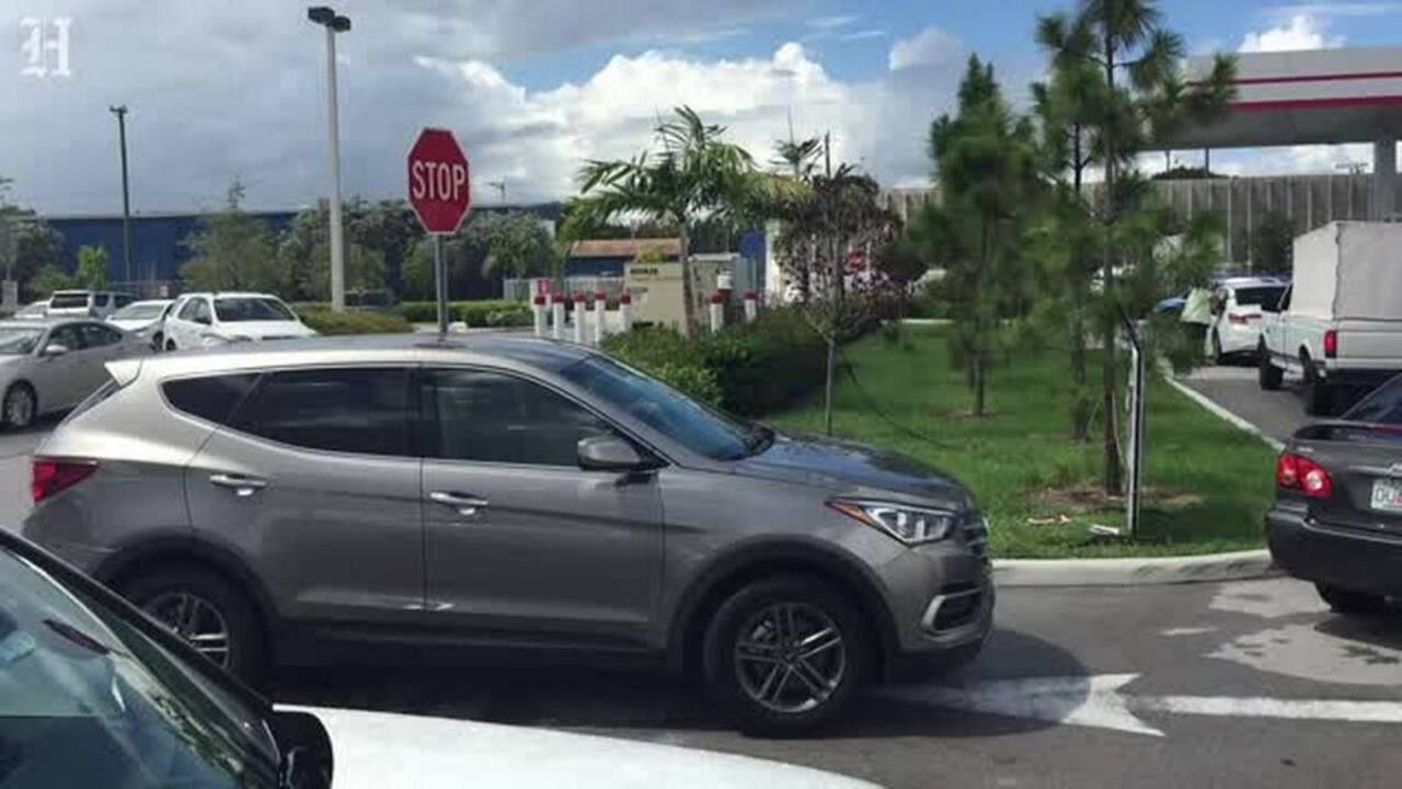 South Florida shuts down, awaits Hurricane Matthew