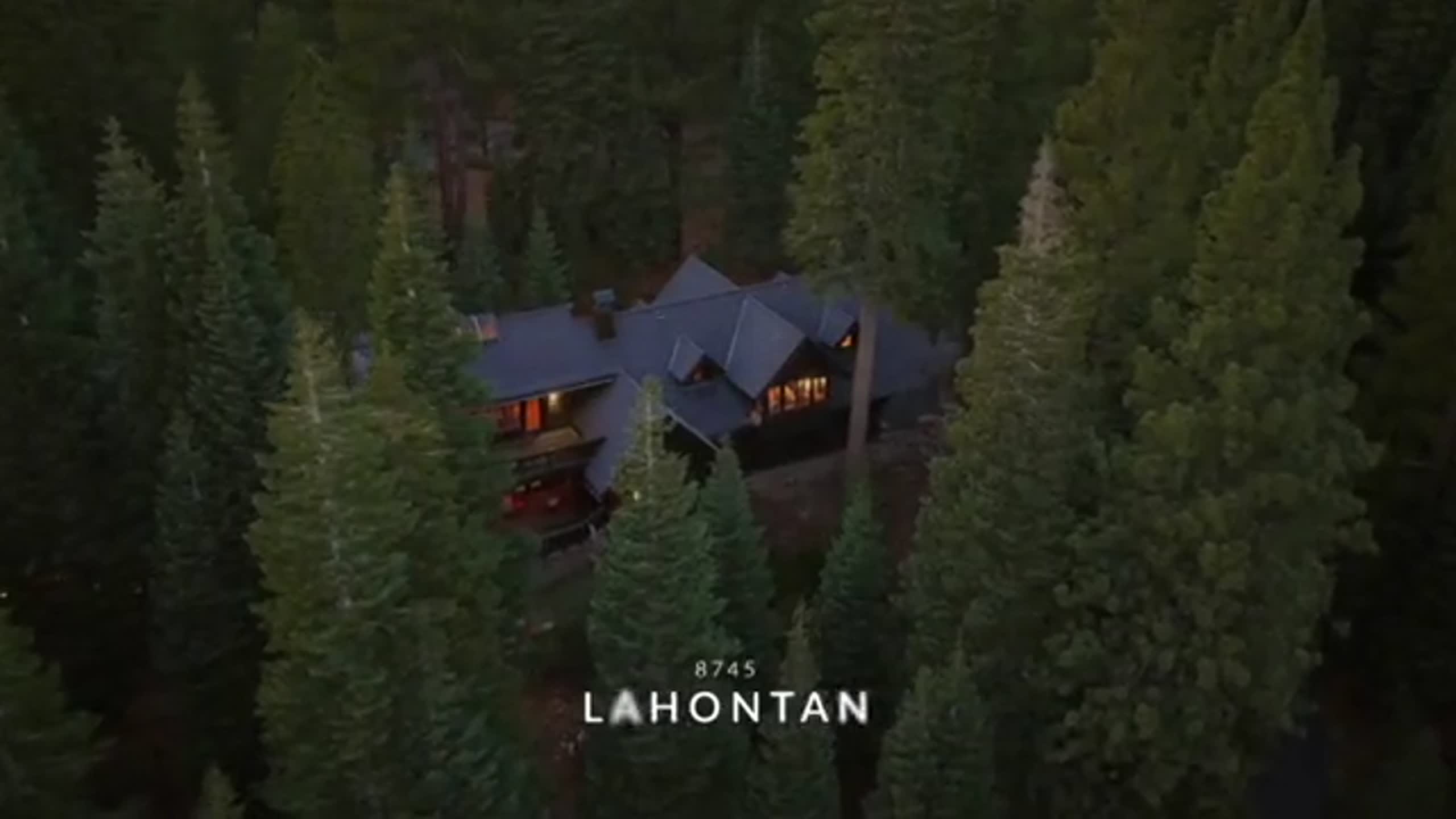 See two-home Truckee estate near Tahoe, evokes Yosemite’s Ahwahnee style
