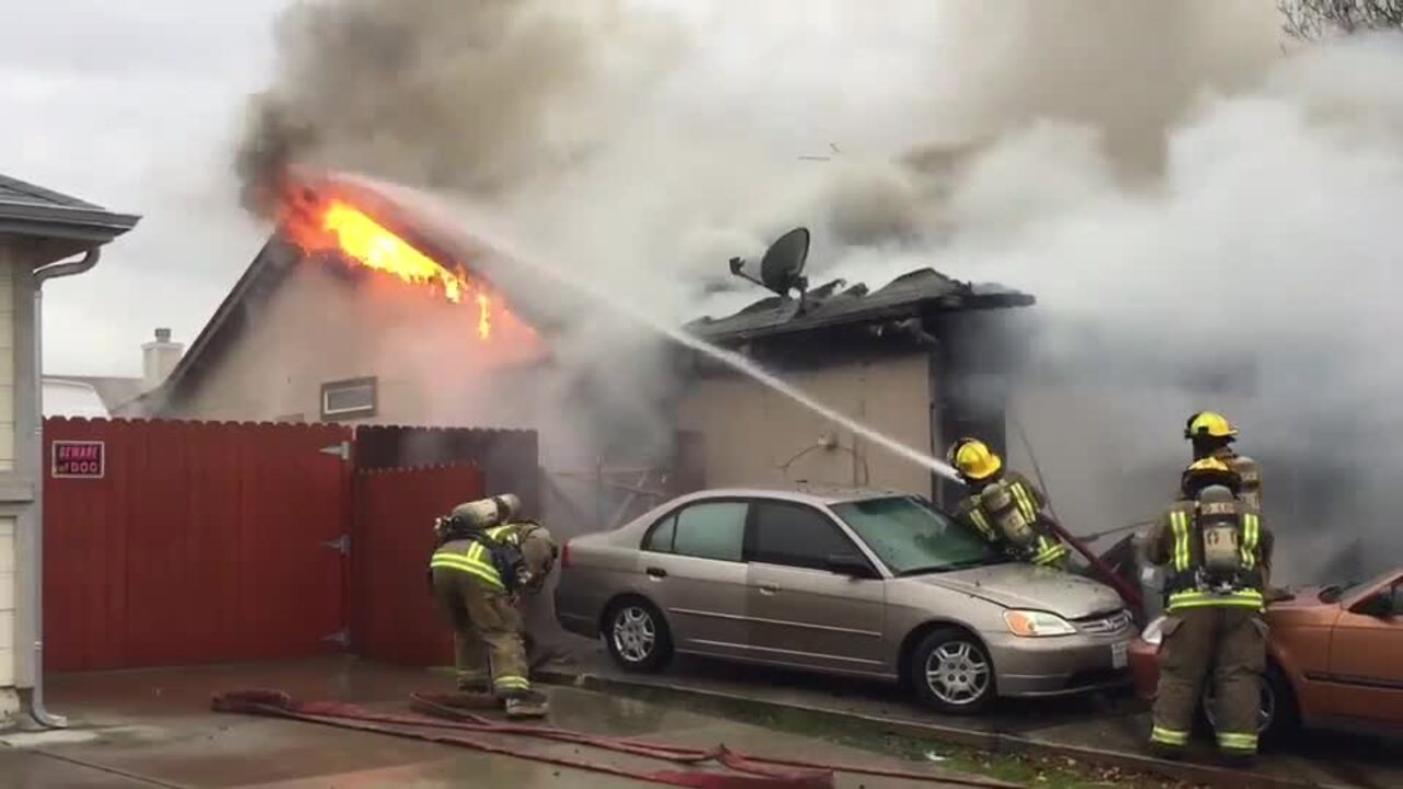 Fire guts Los Banos home, family displaced