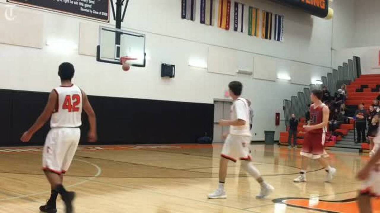 Kennewick rallies from 13 down to knock off Ike