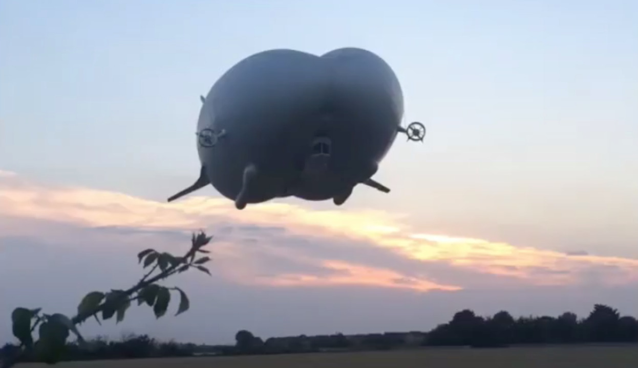 World's longest airship takes maiden flight