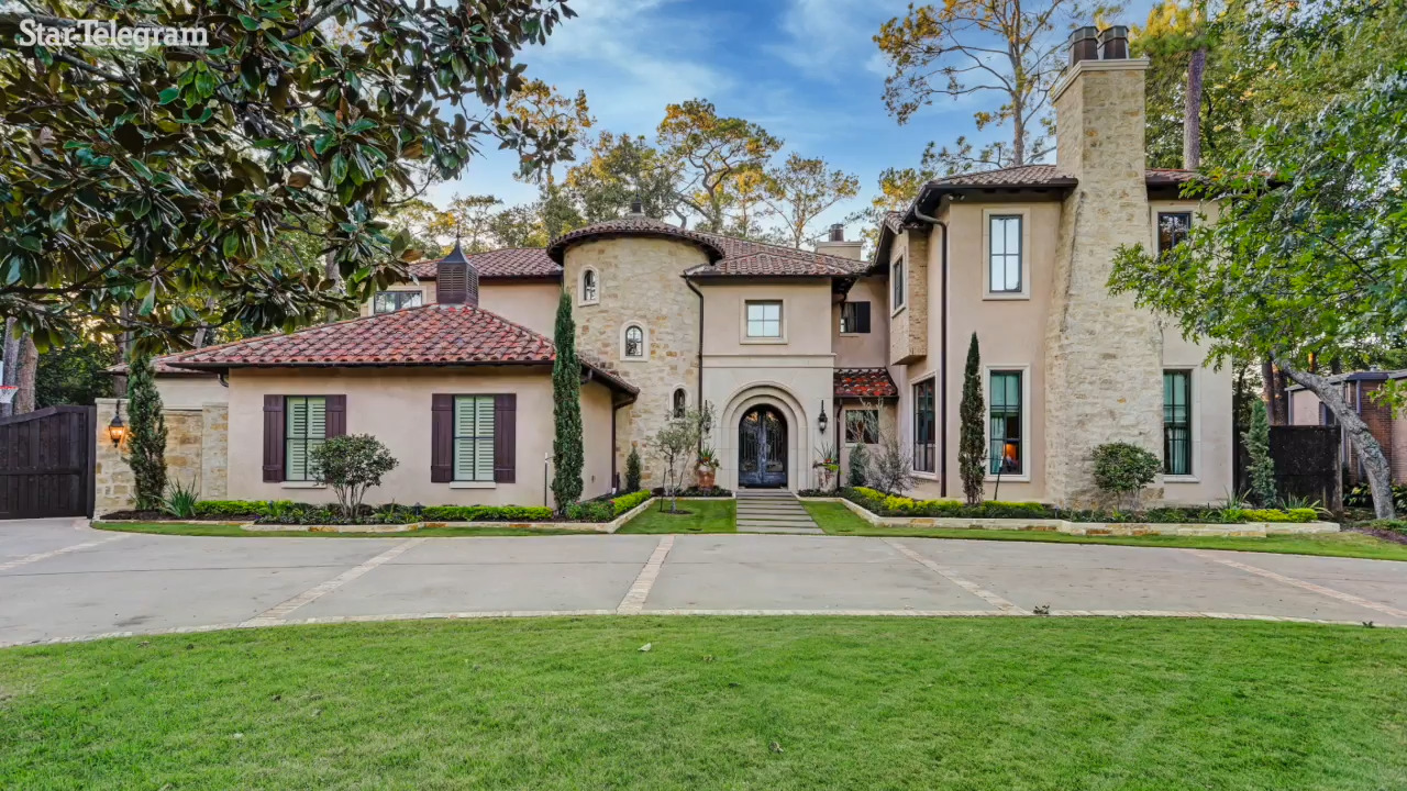 Texas-sized treehouse — and a lavish estate — on the market in Houston. Check it out