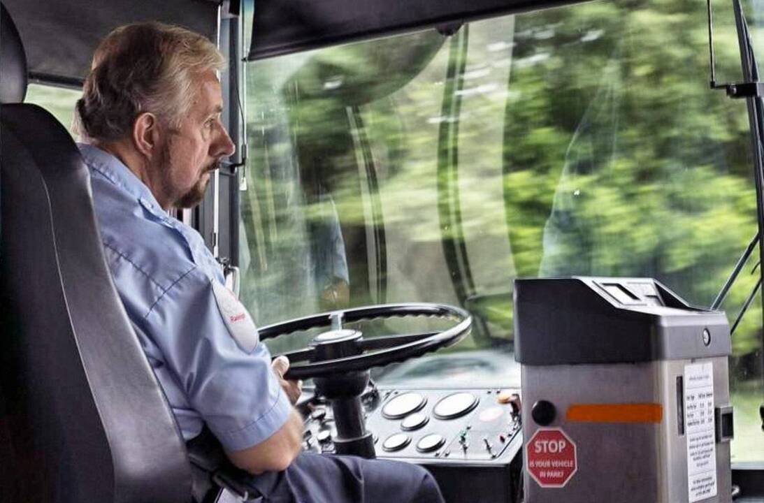 He loved every stop: Raleigh bus driver retires after 40 years on the road