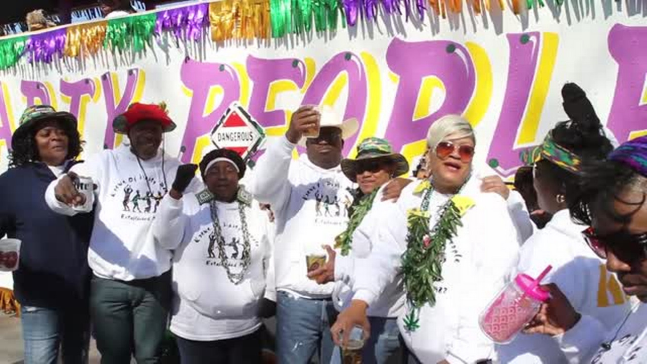 Watch: Good times roll at Krewe of Diamonds parade