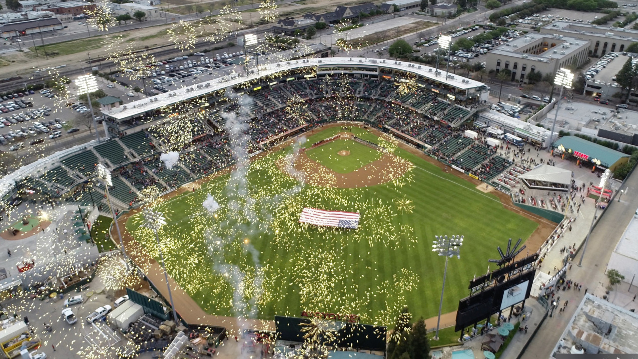 A grand Grizzlies opening: Fresno’s minor league baseball team begins season in style