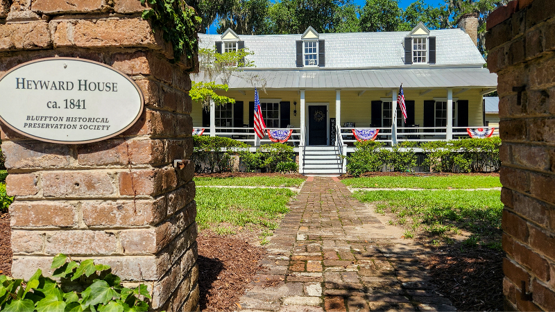 One of 8 homes that survived Union troops burning the town, now a museum, to be sold
