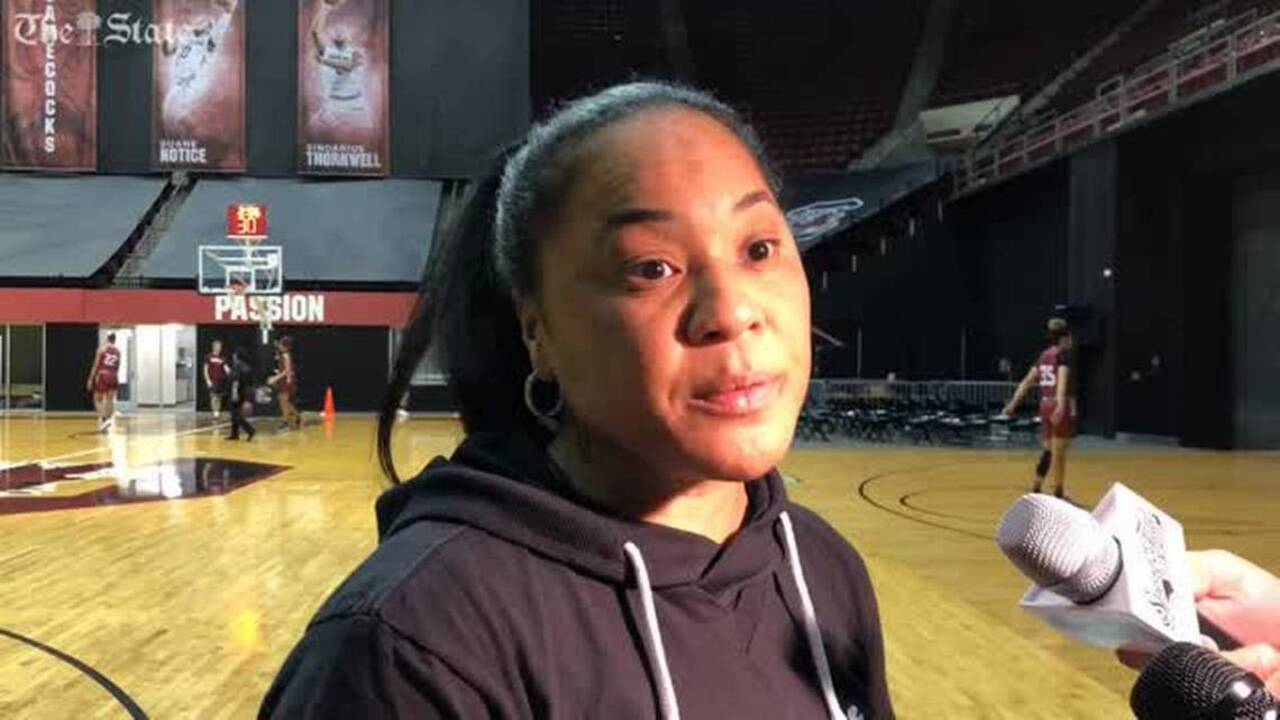 Gamecocks' Dawn Staley: Basketball shouldn't be political | The State