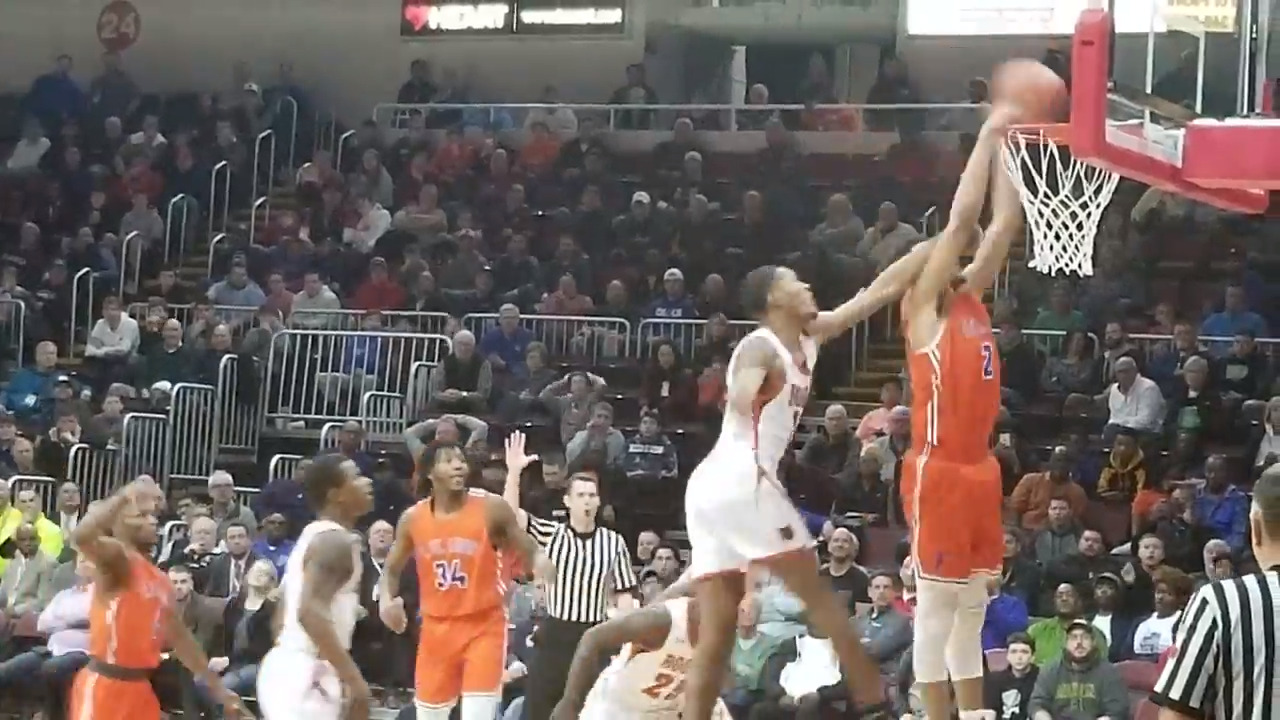 City of champions gains a another title with East St. Louis basketball victory