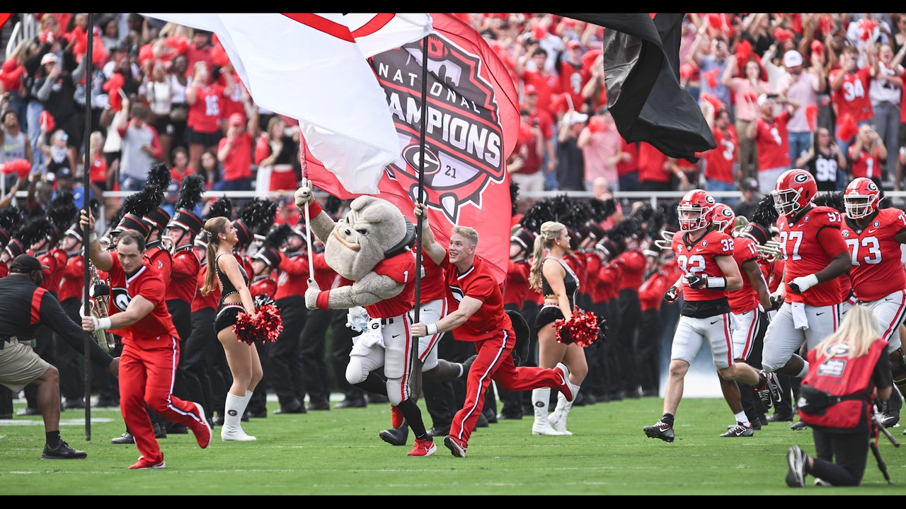 Photos: Georgia defeats Tennessee 27-13  in Athens