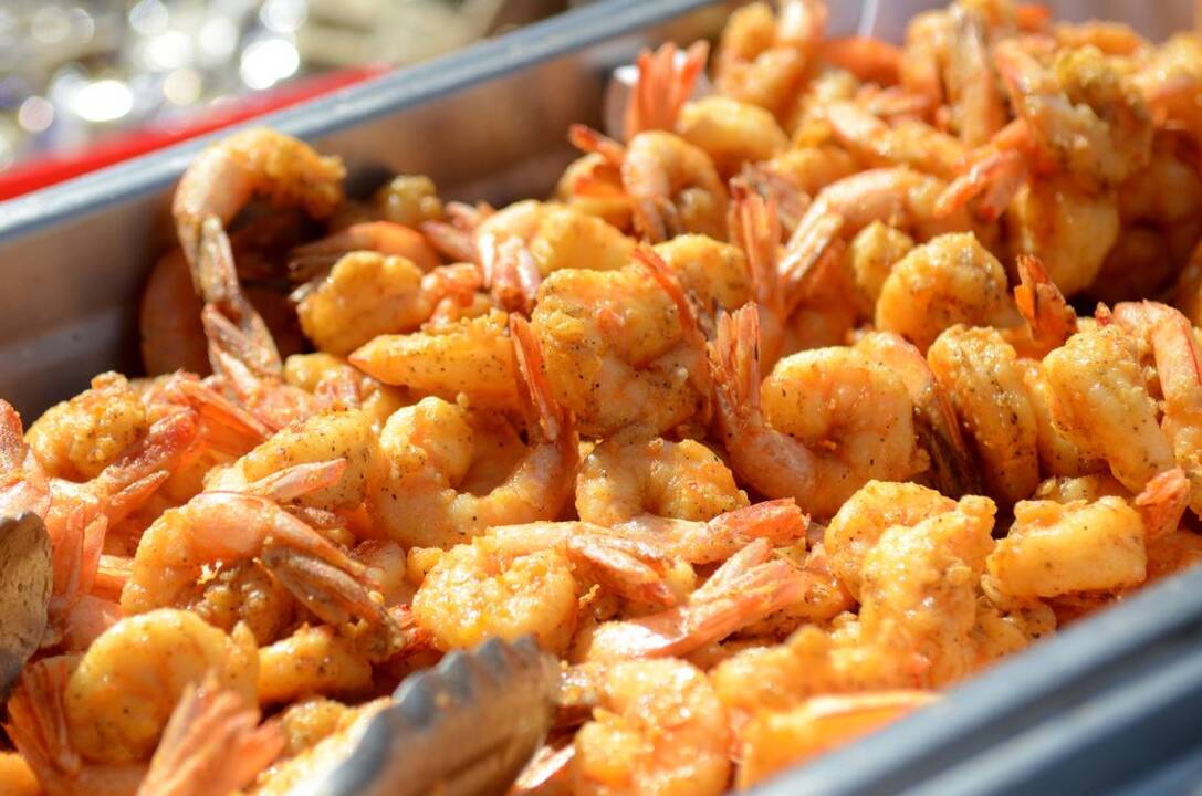 Tips for cooking delicious Lowcountry fried shrimp