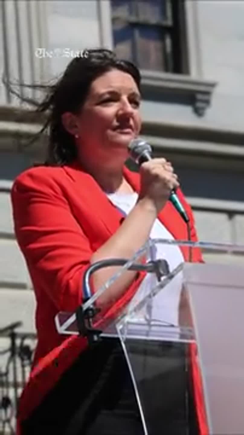 Mallory Dittmer speaks at No Kings rally