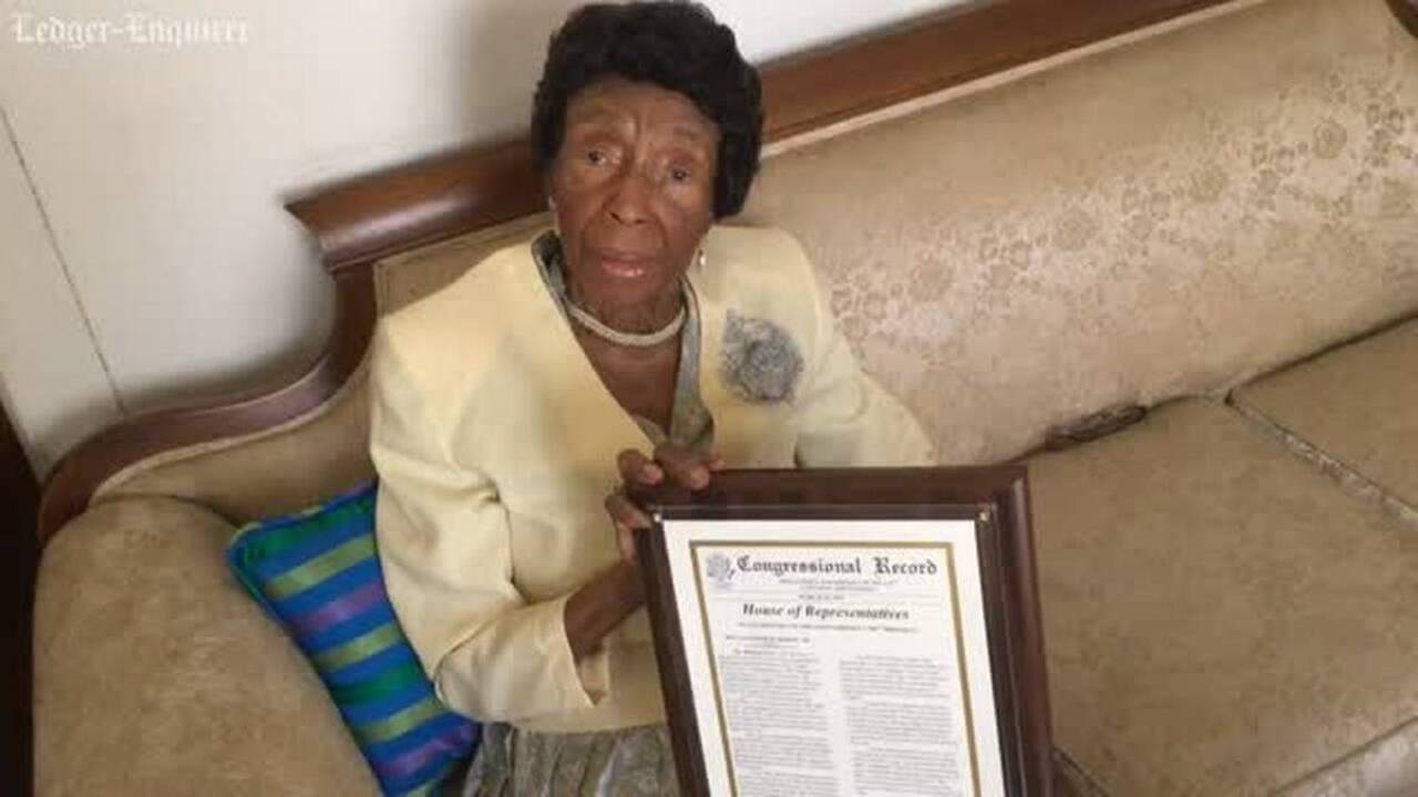 100-year-old woman follows in mother’s legacy to serve church, community