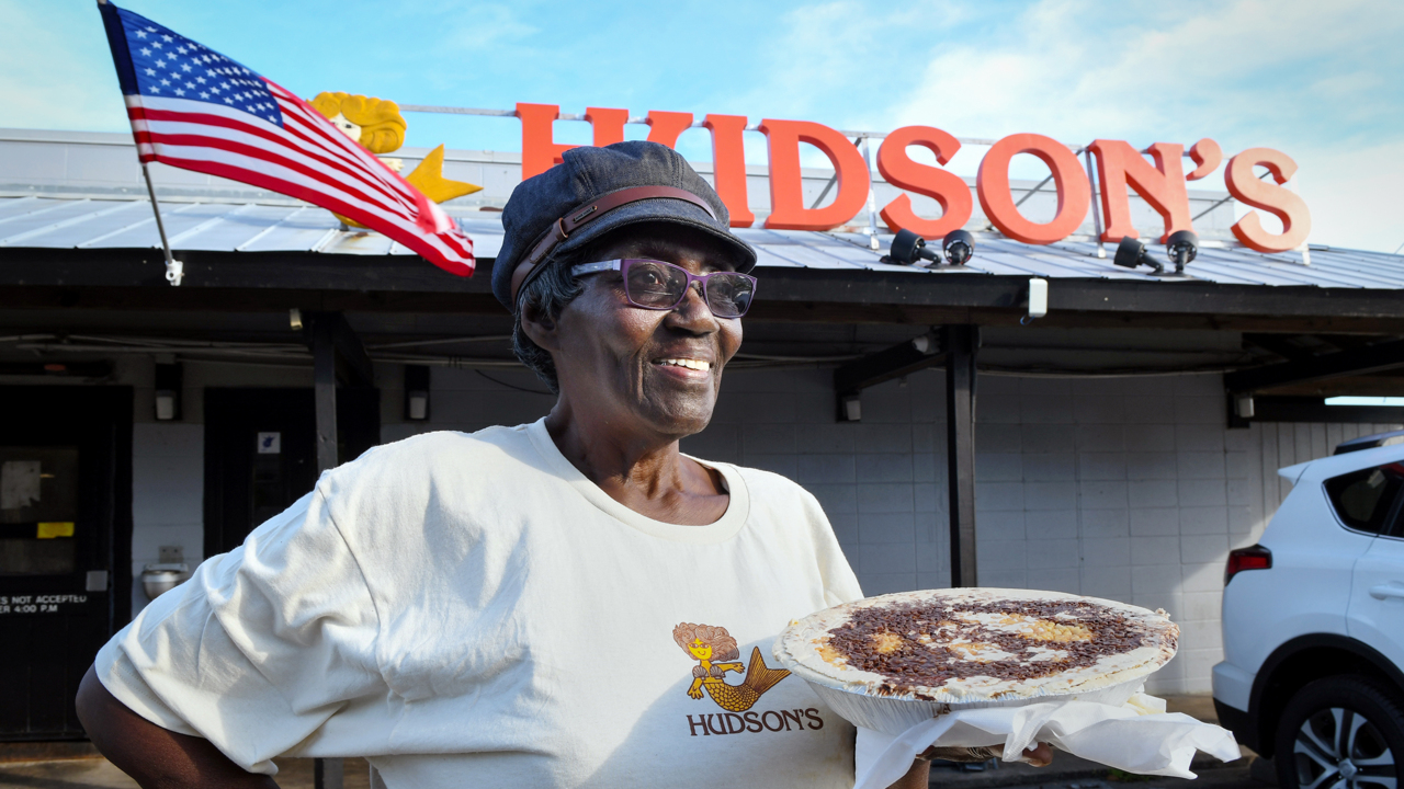 Love Hudson’s homegrown peanut butter pie? Here’s the recipe
