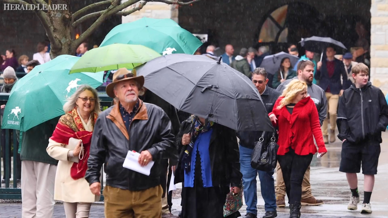 Fans bear rain and hail on first day of Keeneland’s 2022 Spring Meet