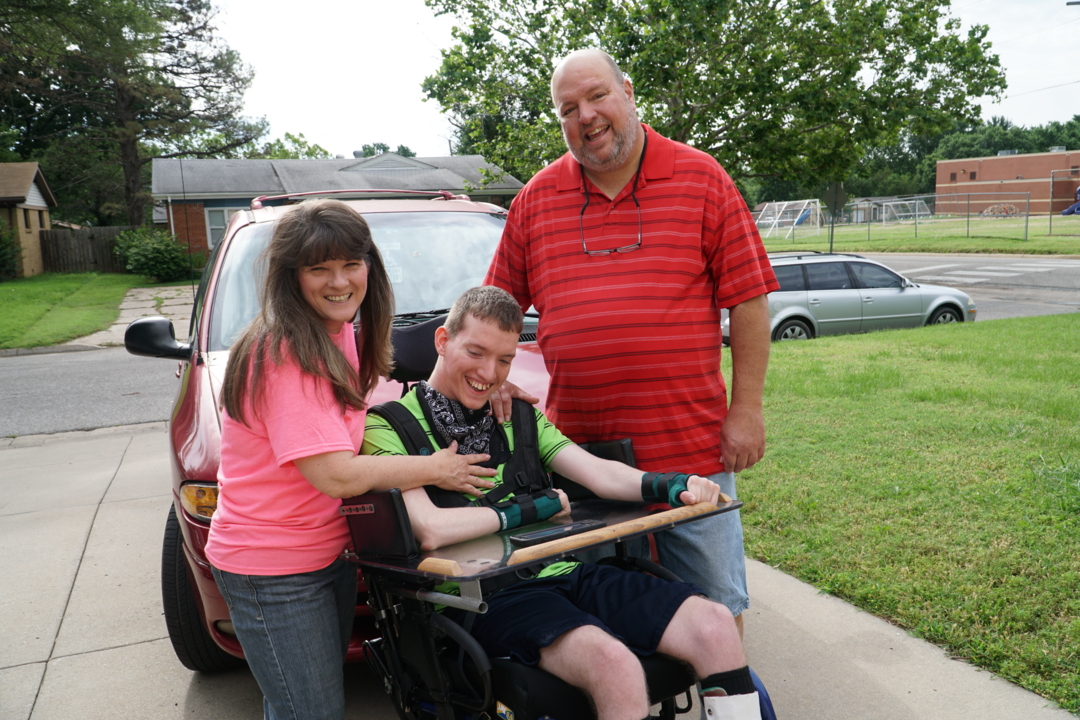 A broken van, a struggling family. A community — and a commissioner — step up to help