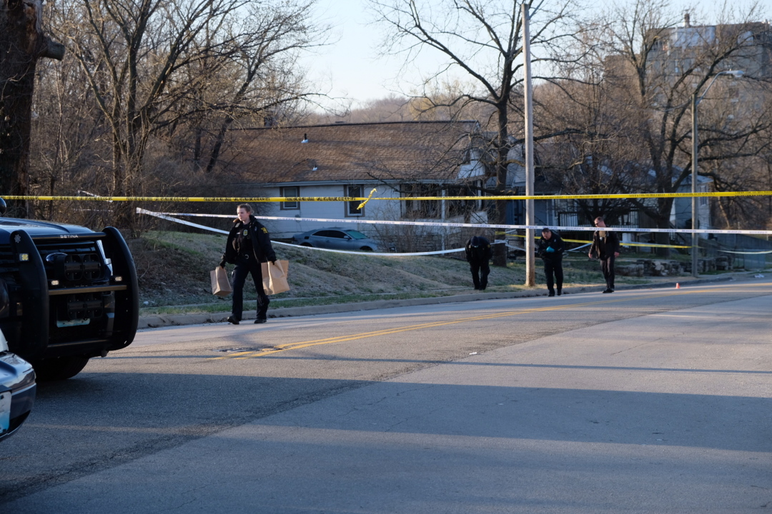 KC police investigate homicide near 44th and Woodland | Kansas City Star