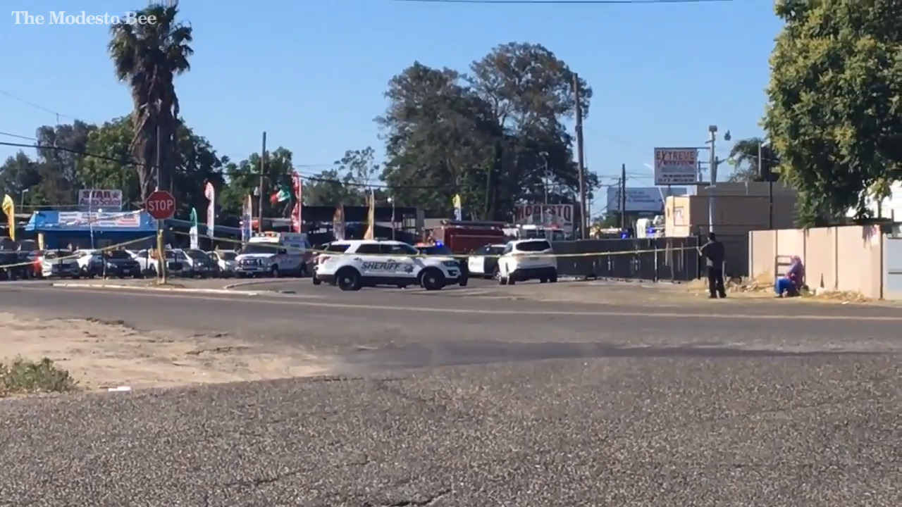 Stanislaus County deputy, community service officer die in Modesto wreck