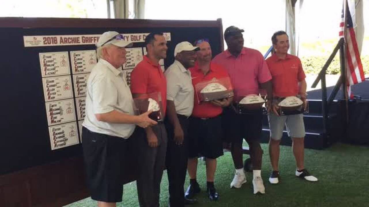 This college football legend wants players to get paid. Here’s how he’d pay college athletes