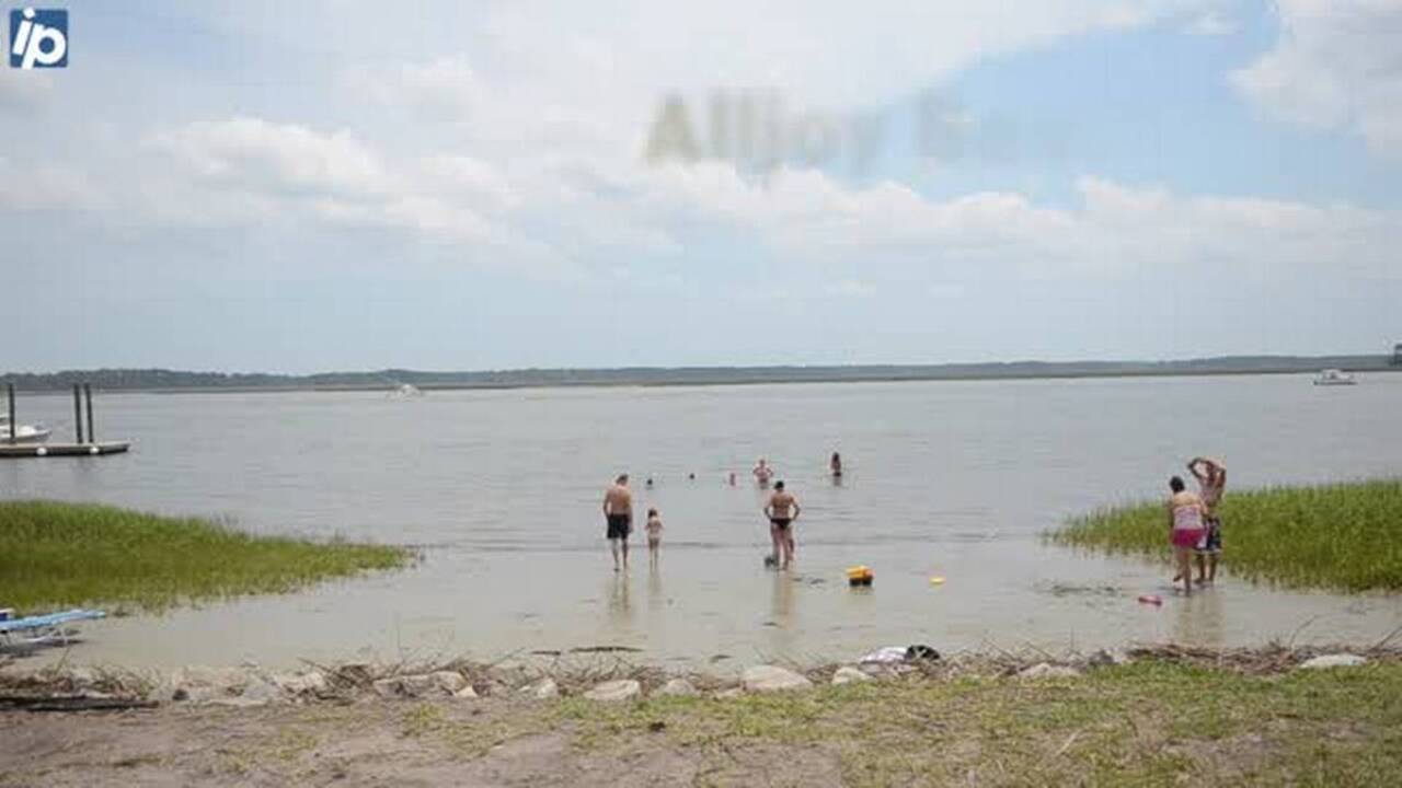 Which beaches do Beaufort County locals prefer?