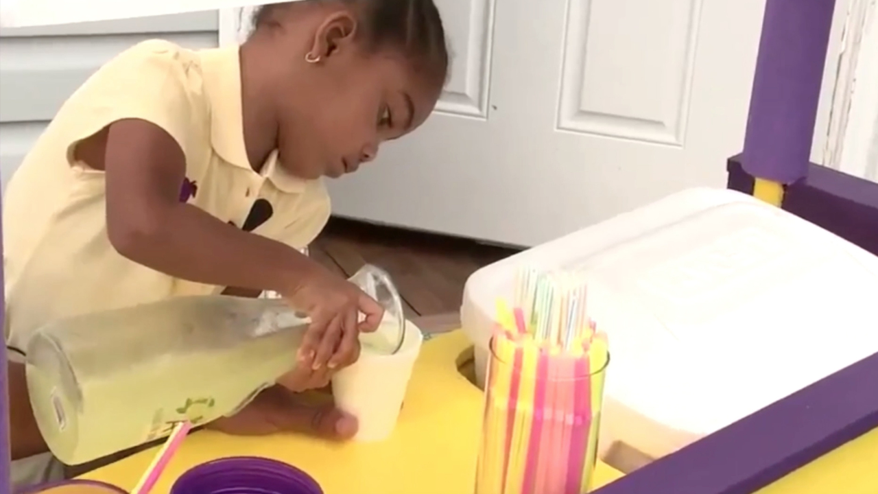 Durham 3-year-old and her lemonade stand are in the spotlight. ‘She’s worldwide now.’