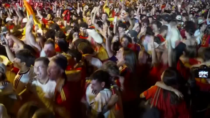 MOMENT: Fans erupt in Madrid as Spain beat Argentina in extra-time World Cup final