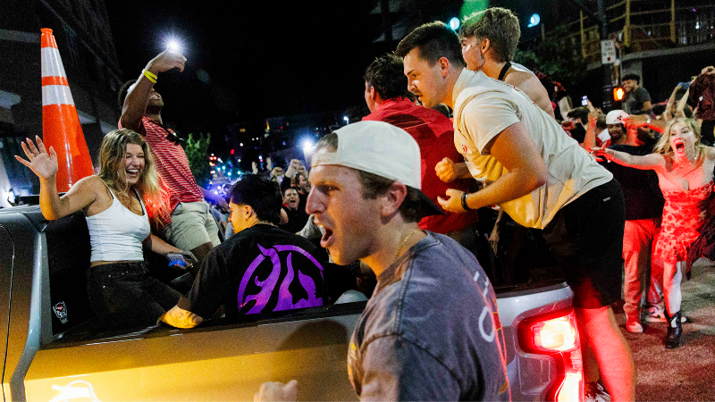 Canes fans take to the streets of Raleigh to celebrate Stanley Cup Championship