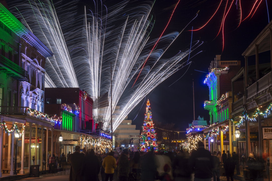 What the New Year’s fireworks for 2019 looked like in Old Sacramento